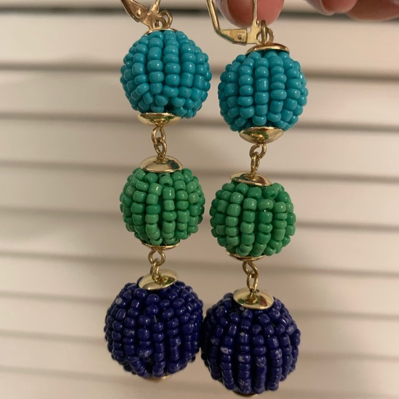 Pretty Costume Jewelry Earrings - Picture 2 of 4